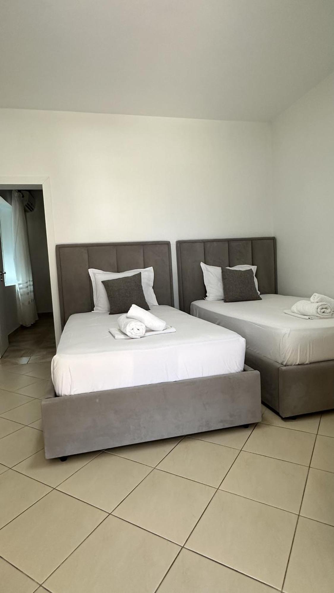 Ohanaa Apartament Sarande Ngoại thất bức ảnh